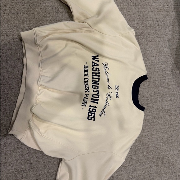 Zara Cream and Navy Graphic Sweater - Picture 3 of 3